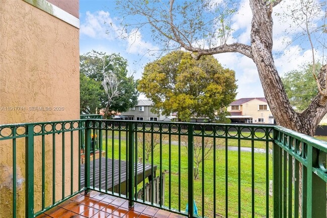 Building Photo - 10018 Hammocks Blvd