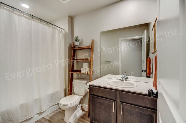 Building Photo - 3 bed, 3 bath in Fort Collins