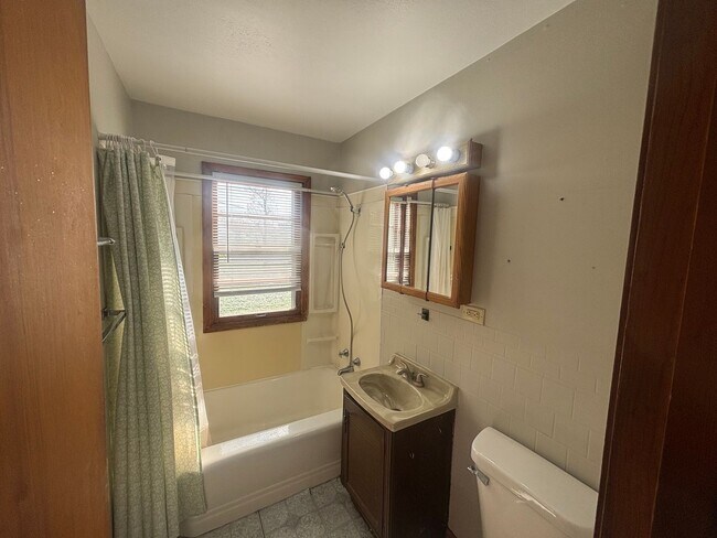 Building Photo - West-End Home with Garage & Large Backyard