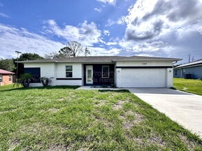 Building Photo - 1389 Worthington Dr