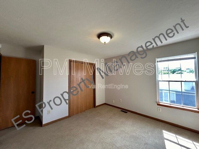 Building Photo - 4322 Strawflower Dr