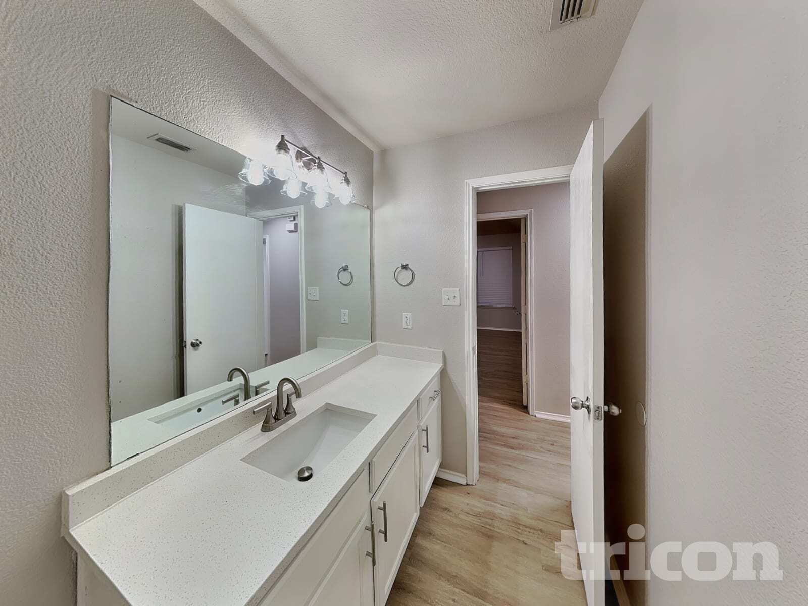 Building Photo - 1658 Wildflower Dr