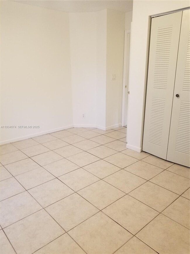 Building Photo - 4779 NW 5th Ct