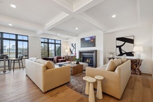 Welcome to Lake House #3 in the heart of Excelsior - 511 2nd St