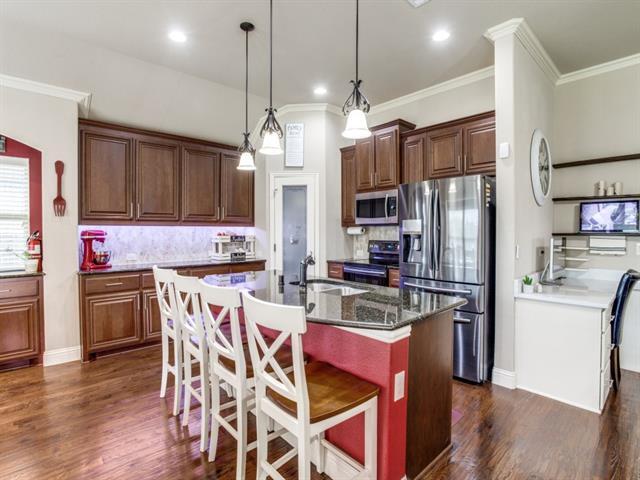 Building Photo - 804 Longhorn Drive