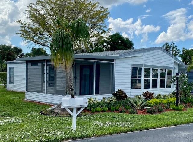 Building Photo - 927 Sun Acres Ln