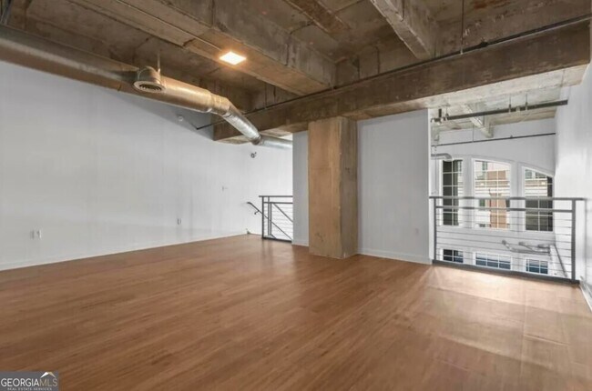 Building Photo - 230 18th St NW