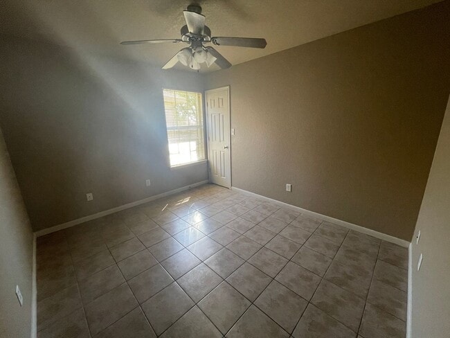 Building Photo - 1212 Powder River Dr