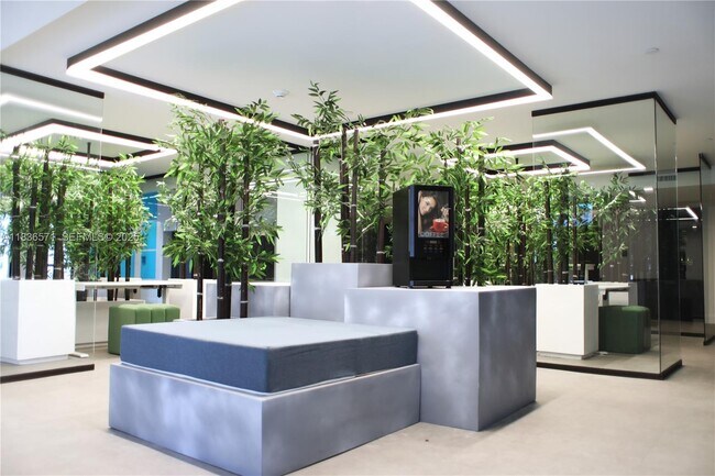 Building Photo - 4400 Sunrise Blvd