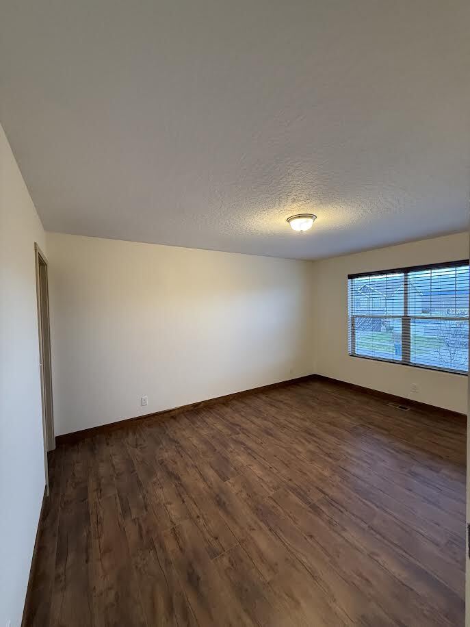 Building Photo - 3420 W Pescador Dr