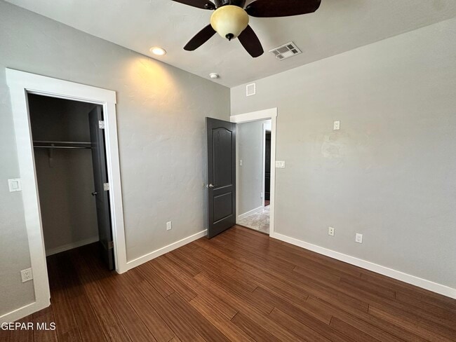 Building Photo - 13108 Round Ridge