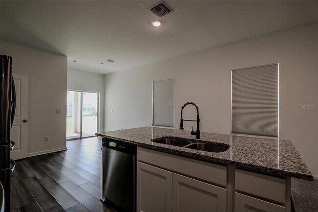 Building Photo - 35552 Shade Fern Ln