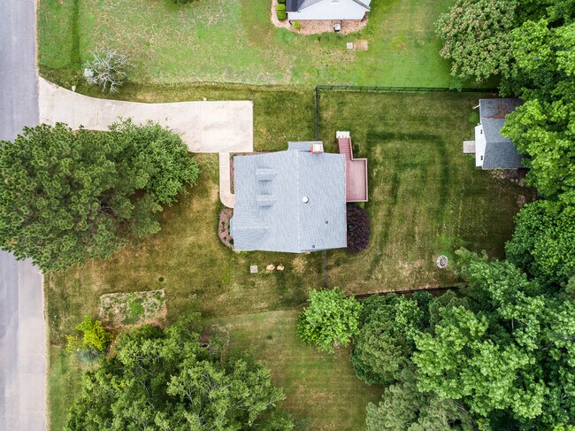 Building Photo - 3832 Doeskin Dr