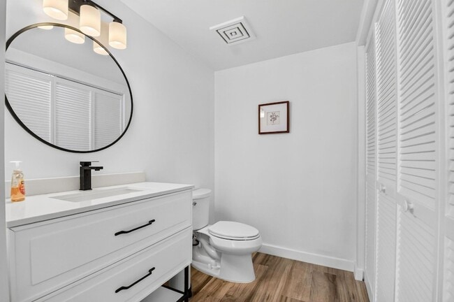 Building Photo - 4000 N Ocean Dr