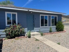 Building Photo - 6336 N Rockland Dr