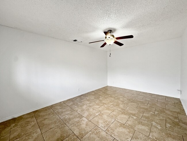 Building Photo - 7510 Old Spanish Trail