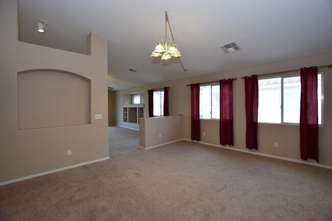 Building Photo - 1024 Clover Tip Ct