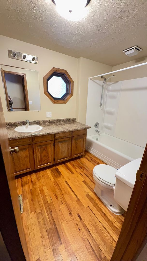 Building Photo - 1220 S 20th St