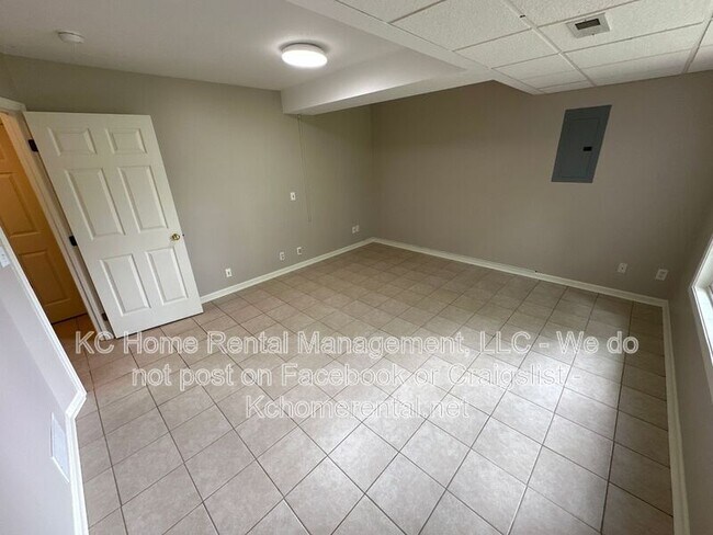 Building Photo - 1224 SE Princeton Dr