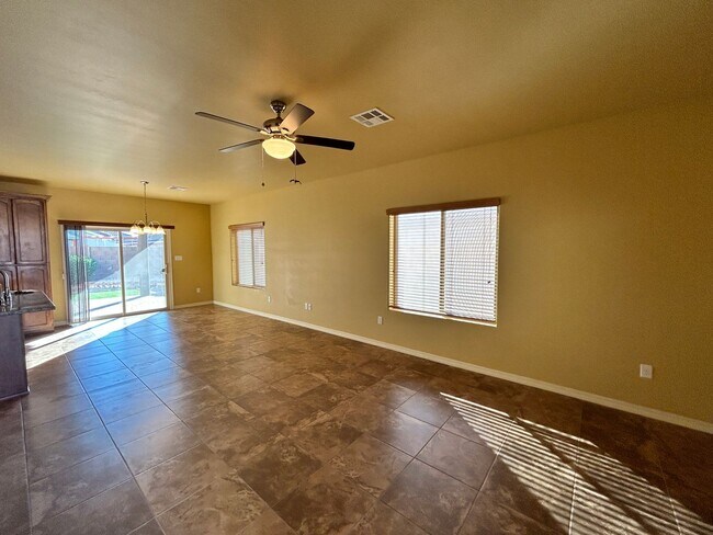 Building Photo - Beautiful Southwestern-Style Home in El Rancho Encantado