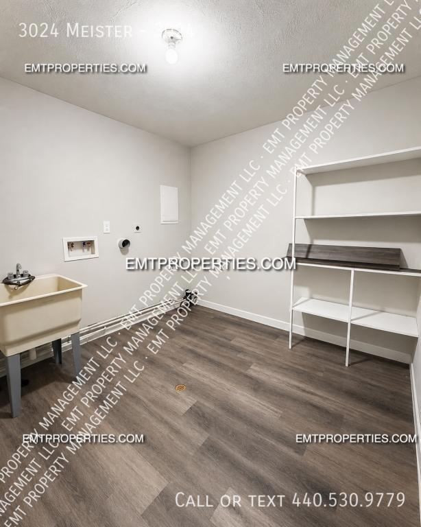 Building Photo - 3024 Meister-3024