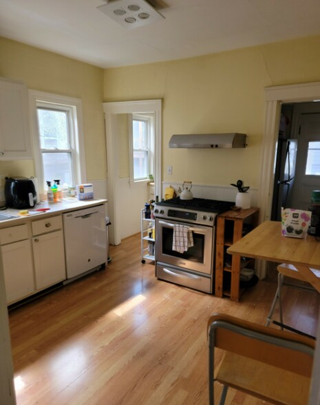 Primary Photo - 34 Sunset Rd