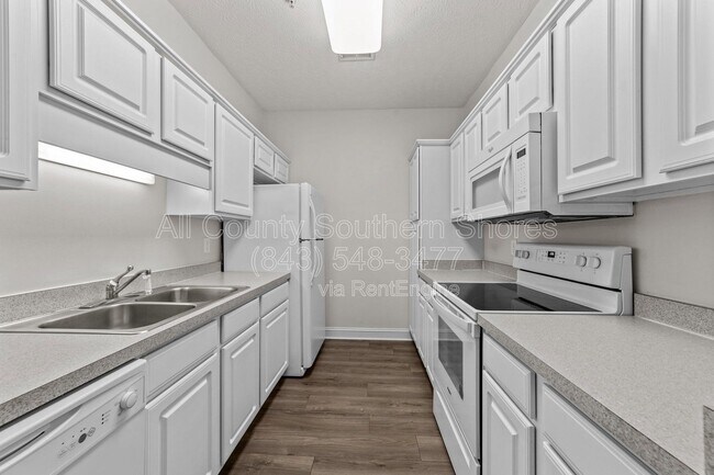 Building Photo - 119 Fountain Pointe Ln