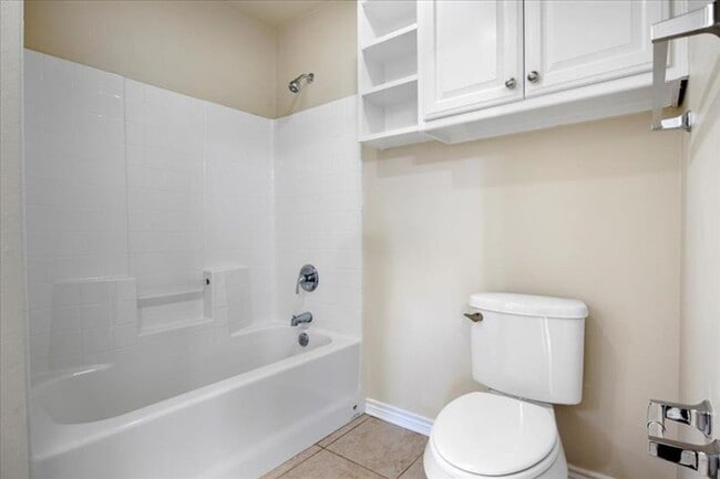 Building Photo - Stonebridge Villas #4077