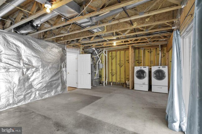 Building Photo - 592 Burr Oak Ct