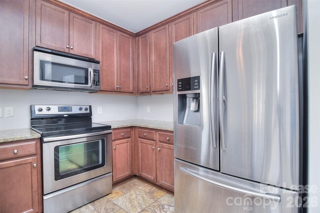 Building Photo - 11058 Cedar Walk Lane