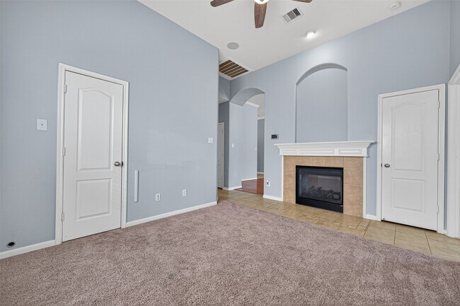 Building Photo - 27210 Sable Oaks Ln