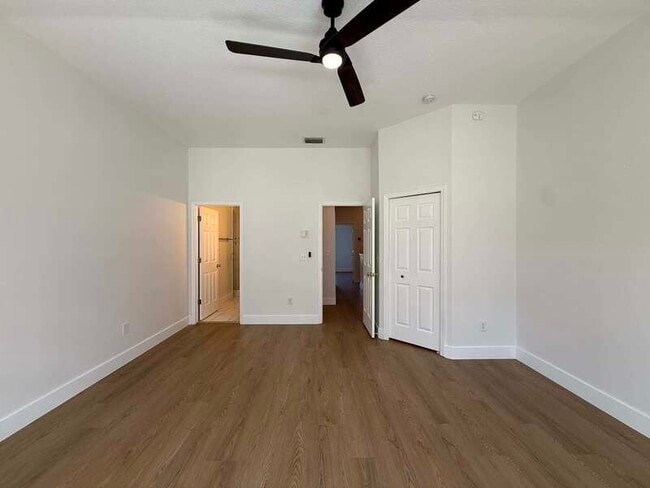 Building Photo - 2608 Chelsea Manor Blvd