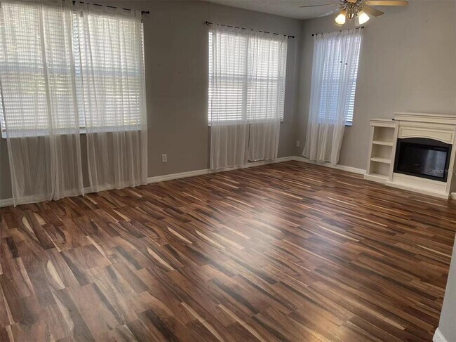 Building Photo - 15061 Perdido Dr