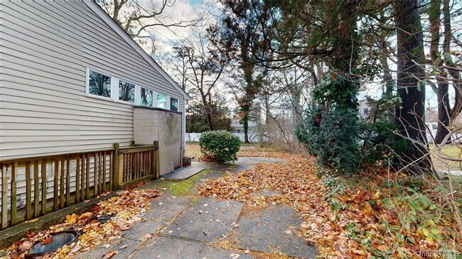 Building Photo - 11 Rockhill Rd