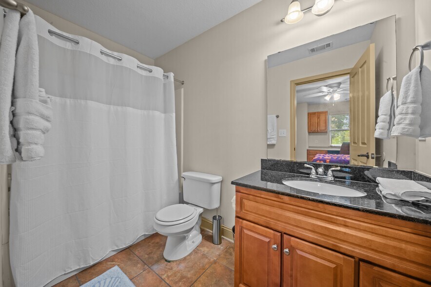 Building Photo - 1613 Muscovy Way