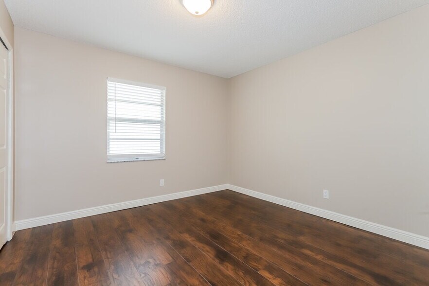 Building Photo - 506 Mahogany Dr