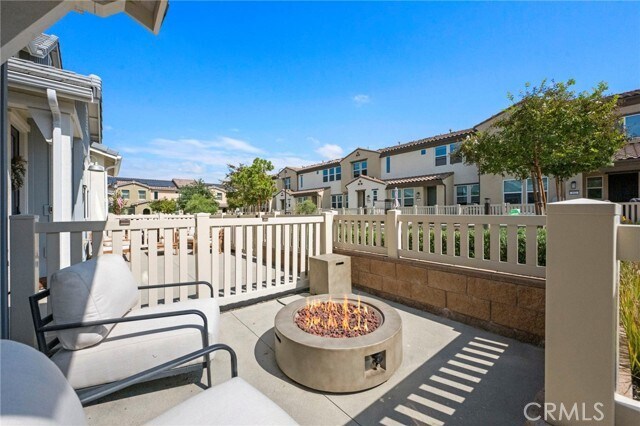 Building Photo - 3959 Lavine Wy