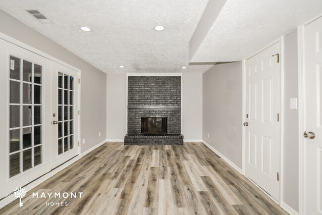 Building Photo - 1005 Anderson St