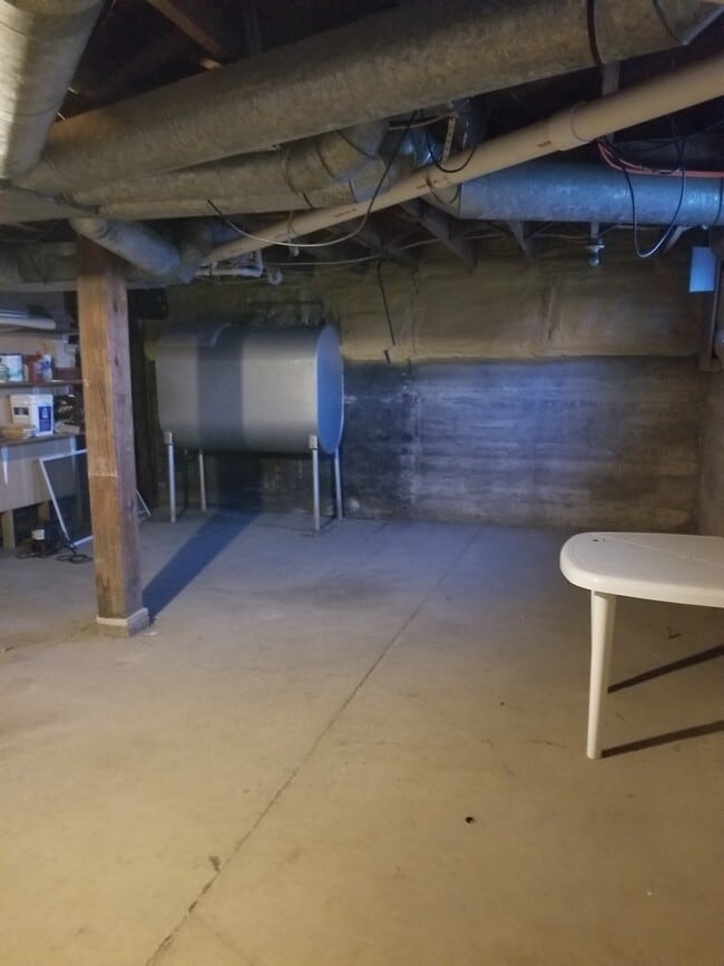 Building Photo - 8782 W 400 N 27