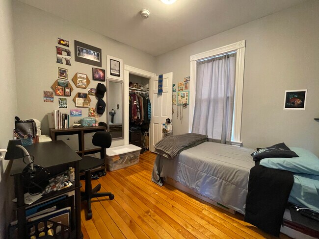 Building Photo - 22-24 Highland Ave