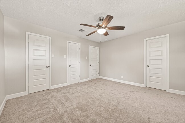 Building Photo - 1611 Drexel Dr