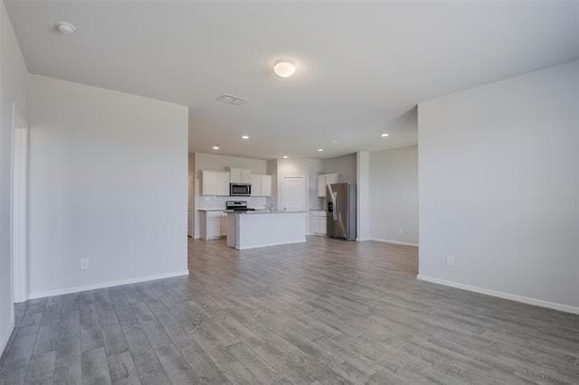Building Photo - 8620 High Hl Dr