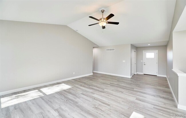 Building Photo - 5538 Autumn Trace Pkwy
