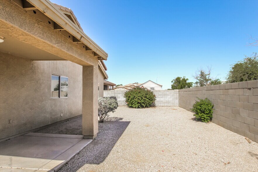 Building Photo - 1607 S 79th Ln