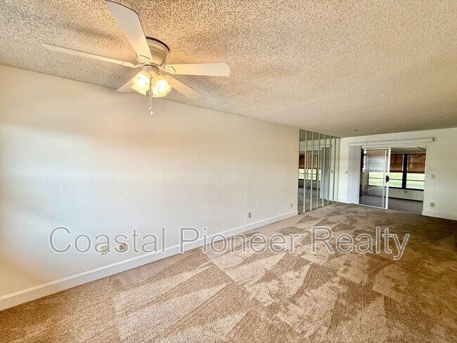 Building Photo - 24862 US-19