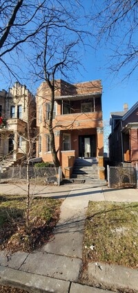 Building Photo - 2120 S Ridgeway Ave