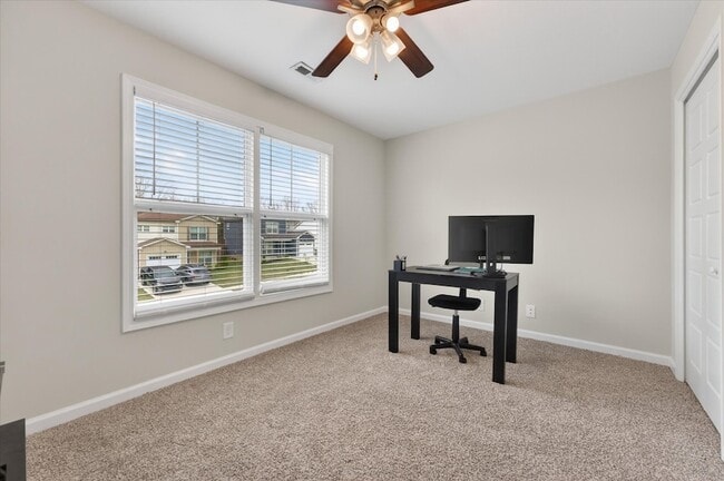 Building Photo - 409 Hillside Dr