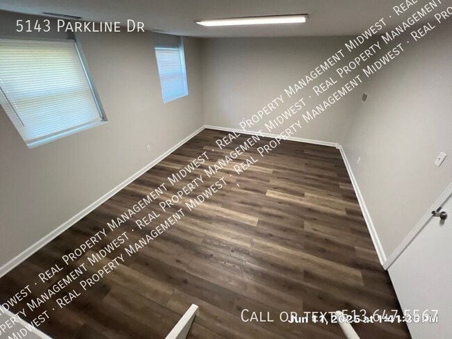 Building Photo - 5143 Parkline Dr