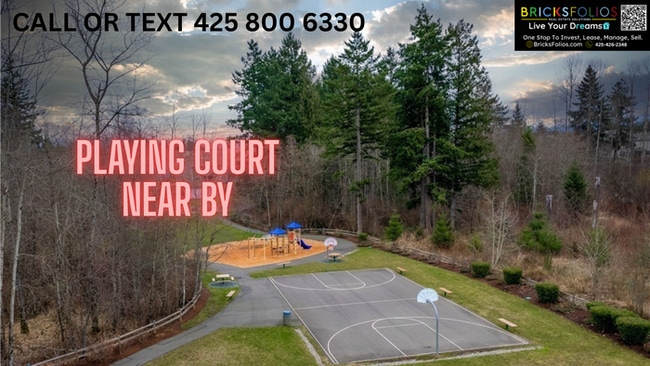 Building Photo - Modern 4 Bed + Chef's Kitchen + Covered Patio in Puyallup!