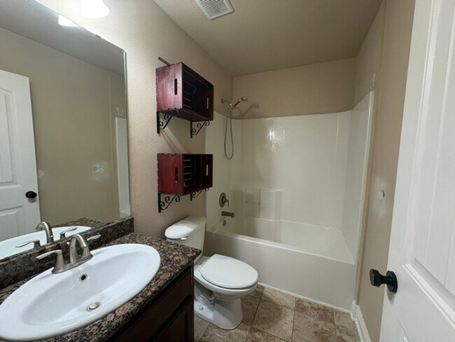 Building Photo - 2343 Genevieve Way